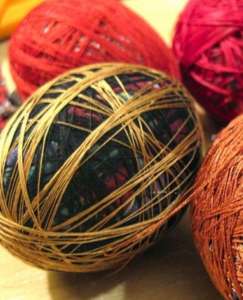 easy-way-to-color-easter-eggs-using-old-ties-4_3
