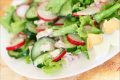 Как приготовить салат из редиски с огурцом